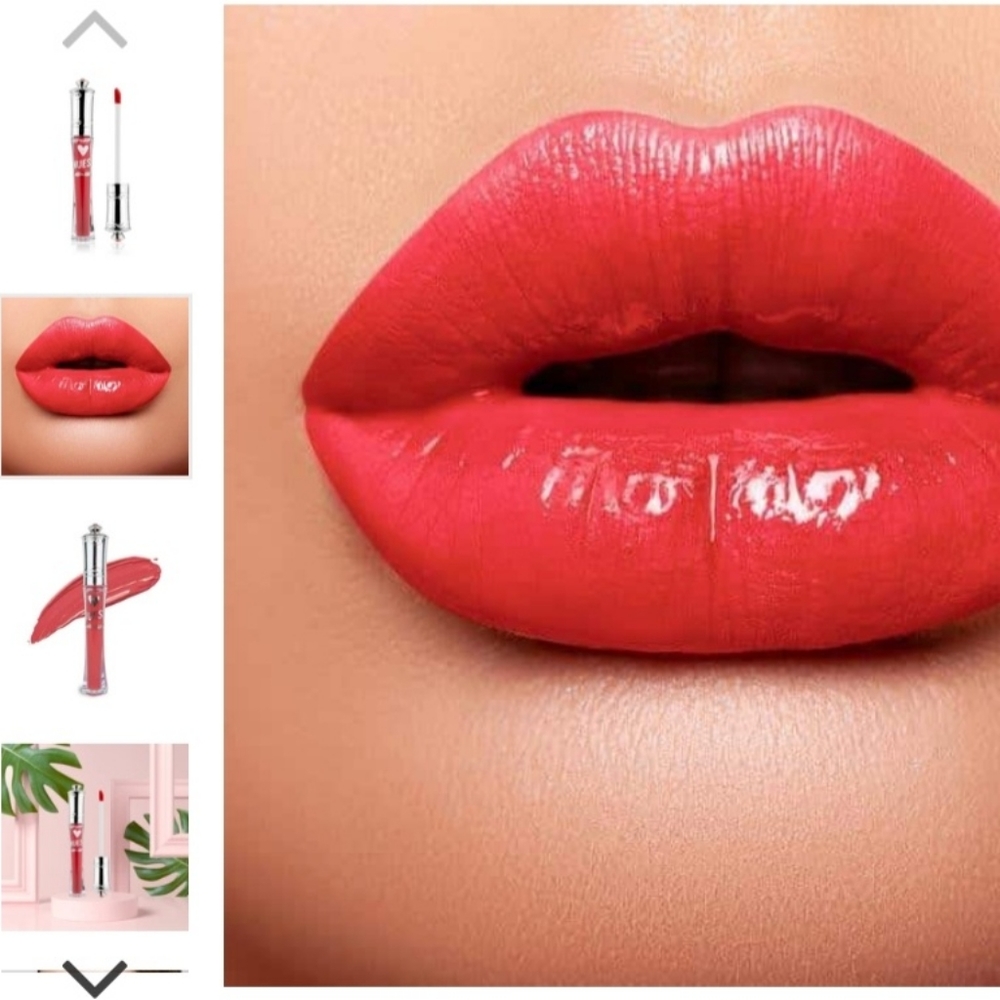 Nu'est passion red lip gloss